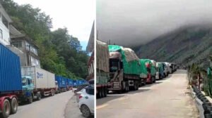 Trucks Carrying Dashain Goods To Nepal Stranded on China Nepal Border- The Nepal Times